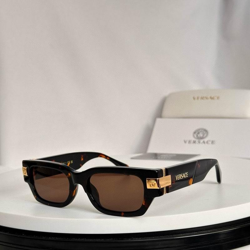 Versace Sunglasses 68